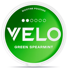 VELO Green Spearmint nicotine pouches with fresh spearmint flavor